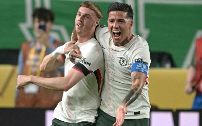Palmer và Fernandez là hạt nhân của Chelsea.