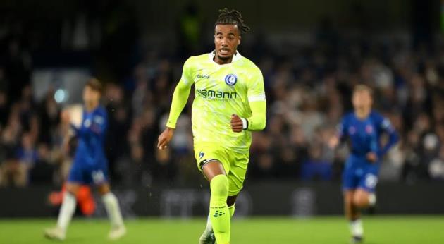 Archie Brown đã chọn Fenerbahce thay vì AC Milan.