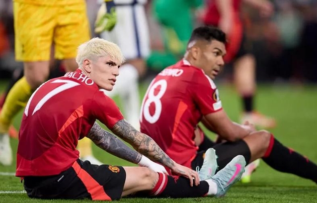 Manchester United có thể bán Alejandro Garnacho để tăng quỹ chuyển nhượng.