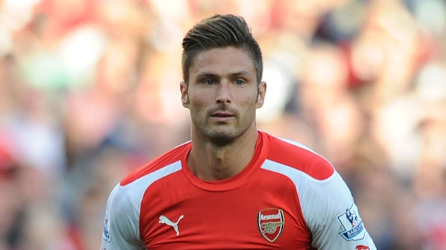 Giroud cũng từng chơi cho cả Chelsea lẫn Arsenal.
