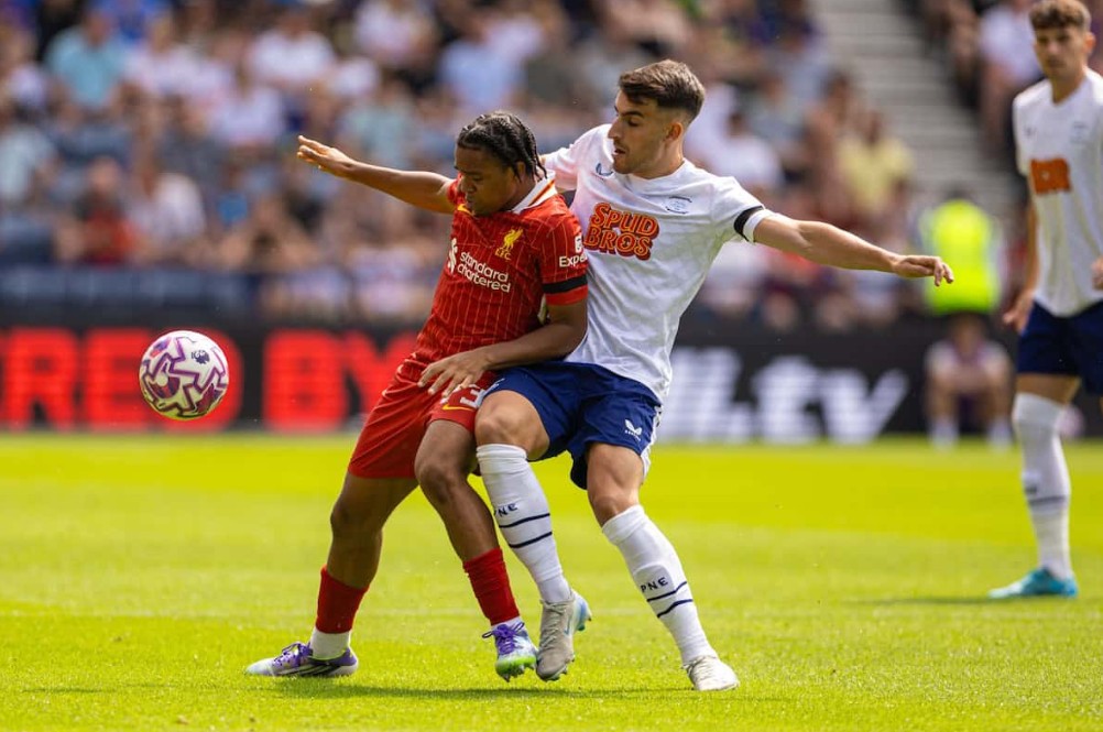 Preston North End chơi nỗ lực nhưng không thể tạo nên bất ngờ trước Liverpool.
