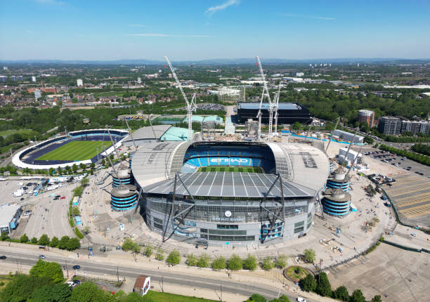 Sân vận động Etihad: Hành trình từ di sản Commonwealth đến pháo đài của Manchester City