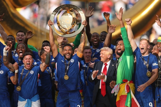Chelsea, PSG nhận khoản tiền khổng lồ từ Club World Cup.