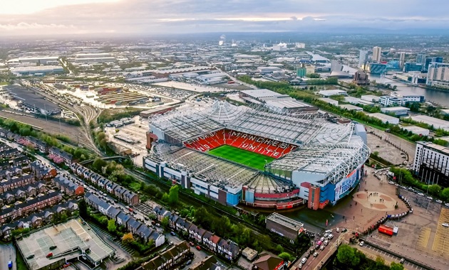 Sân vận động Old Trafford: "Nhà hát của những giấc mơ" tái sinh từ đống tro tàn