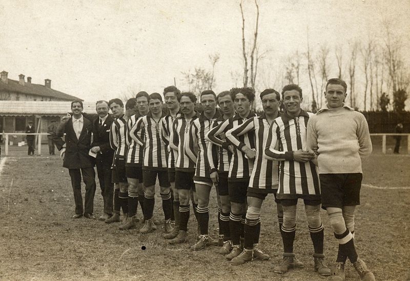 Atalanta mùa giải 1913/1914.