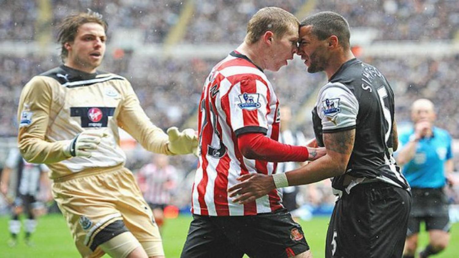 Các trận derby vùng Đông Bắc nước Anh giữa Sunderland và Newcastle United luôn diễn ra đầy máu lửa.