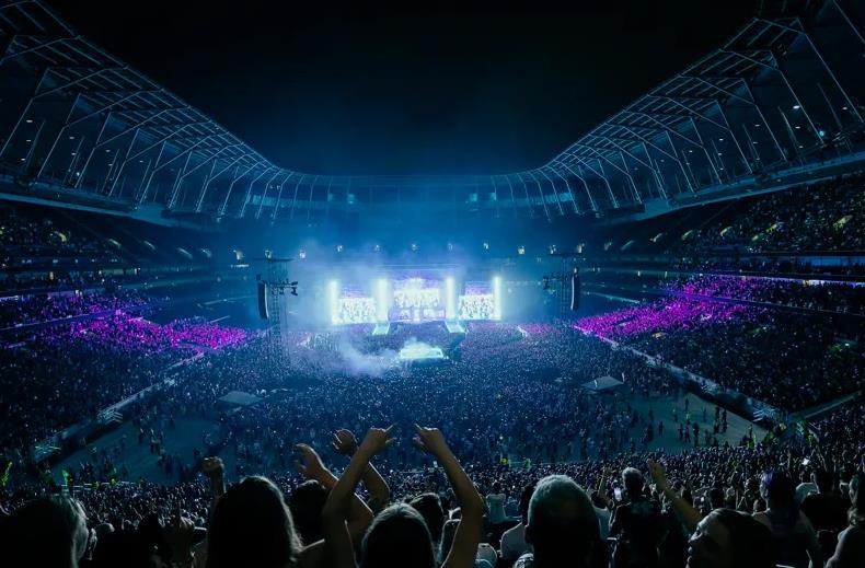 Buổi hòa nhạc của Lady Gaga ở sân Tottenham.