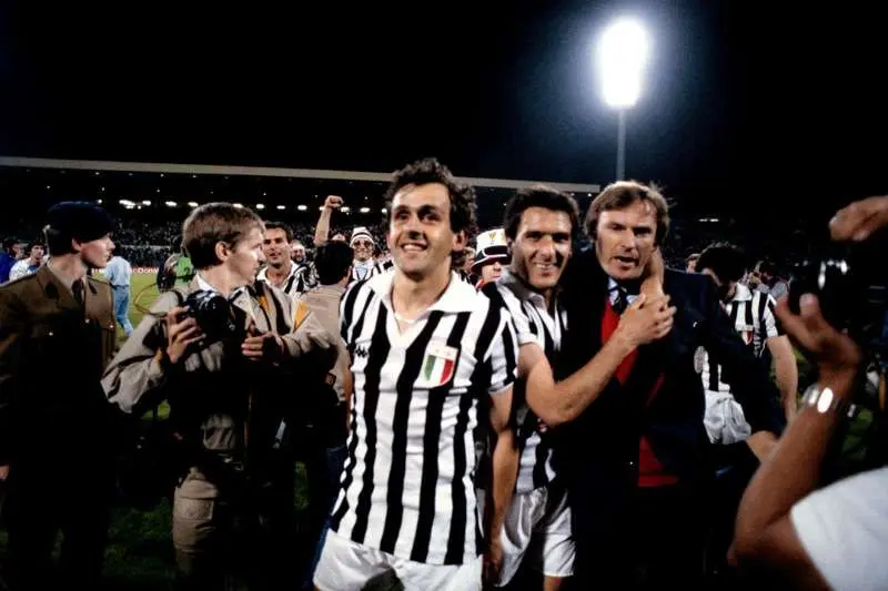 Juventus liên tiếp gặt hái thành công nhờ sự tỏa sáng của huyền thoại Platini và các đồng đội