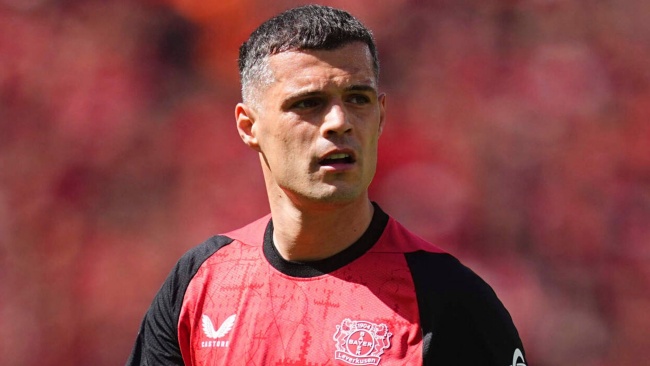 Sunderland nhắm Granit Xhaka để củng cố hàng tiền vệ trước mùa giải mới