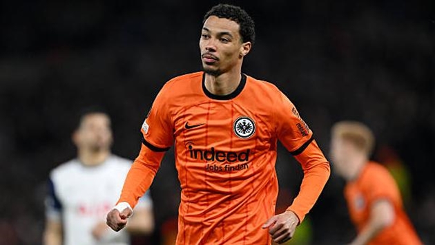 Liverpool mở đàm phán để chiêu mộ Hugo Ekitike.