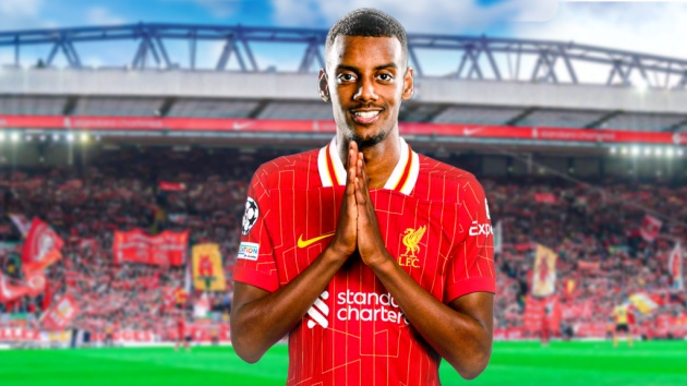 Phản ứng của Alexander Isak khi được Liverpool liên hệ