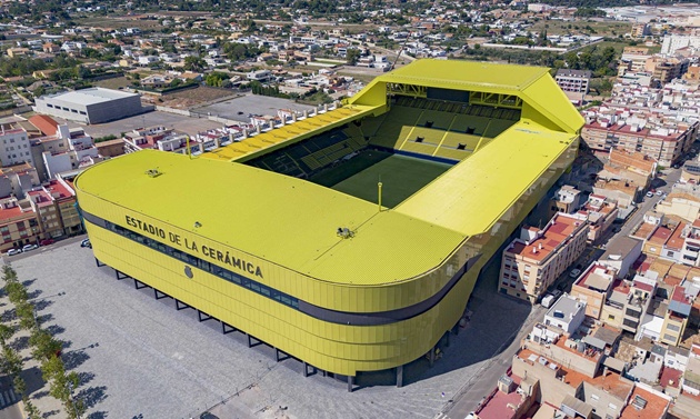 Sân vận động Estadio de la Ceramica: Ngôi nhà chứa đựng một nửa thành phố
