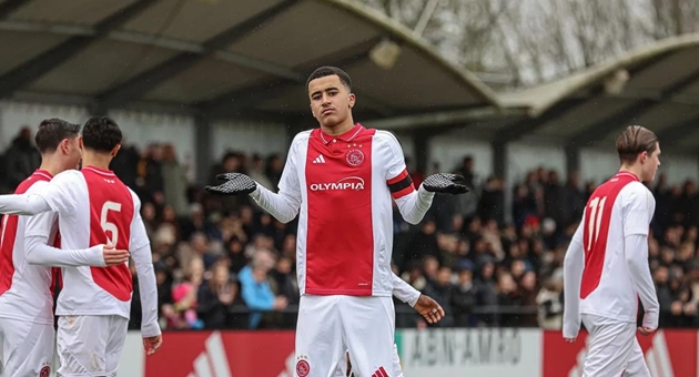 Abdellah Ouazane là tài năng trẻ đáng chú ý của bóng đá châu Âu.
