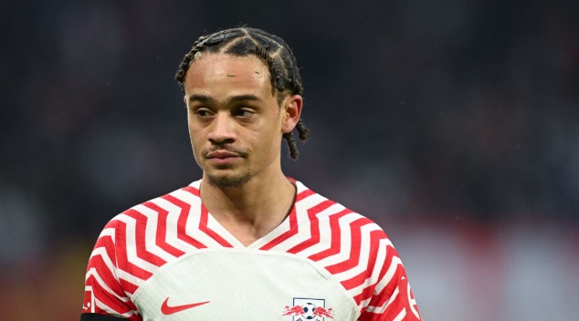 Barca tiếp cận Xavi Simons