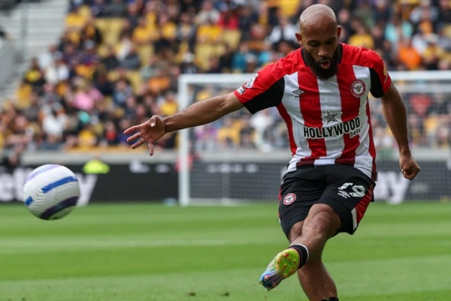 Bryan Mbeumo gây ấn tượng ở Brentford.