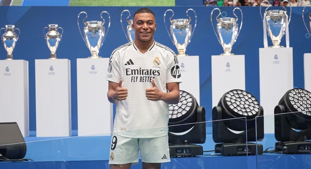 Kylian Mbappe đến Real Madrid với nhiều kỳ vọng.