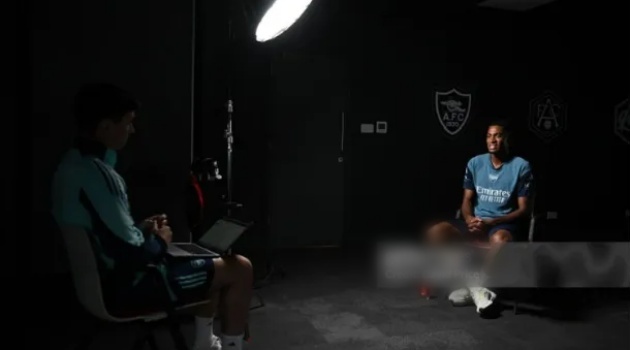 Công bố Madueke, Arsenal để lộ hình ảnh tân binh Mosquera