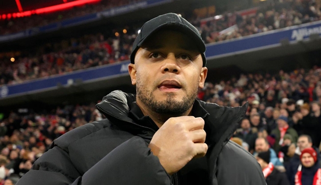Vincent Kompany còn nhiều vấn đề cần phải giải quyết.