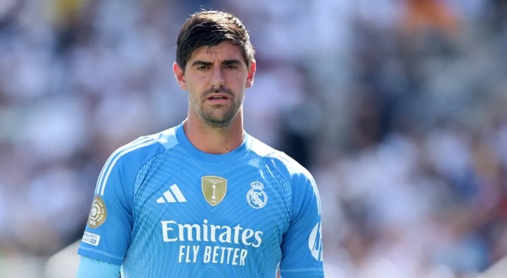 NÓNG! Real chốt xong tương lai Courtois