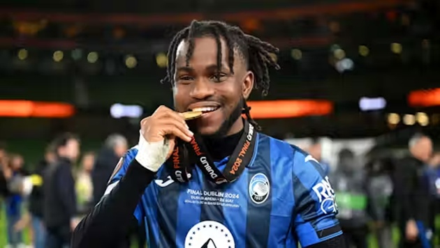 Inter mời Lookman lương khủng, Atalanta vẫn chần chừ