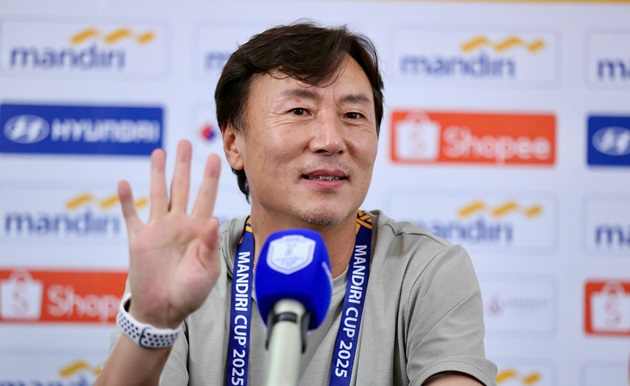 HLV U23 Lào đánh giá cao Việt Nam.