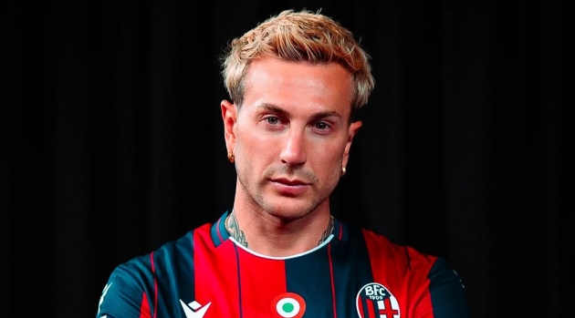 CHÍNH THỨC! Bologna chiêu mộ Bernardeschi, trao áo số 10