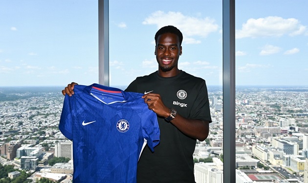 Gittens đã đến Chelsea.