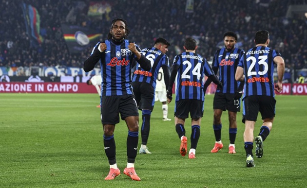 Napoli chưa ra đề nghị, Inter vẫn chờ vụ Lookman