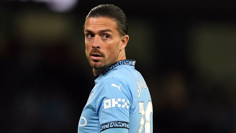 Jack Grealish là gương mặt bị thất sủng khi không còn duy trì được phong độ ổn định dưới thời HLV Pep Guardiola.