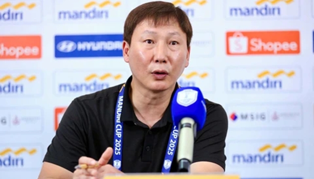 HLV Kim Sang-sik sẽ có những thử nghiệm đội hình.