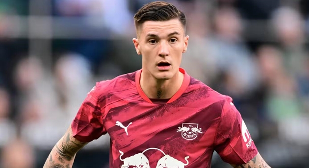 Manchester United đặt Benjamin Sesko vào tầm ngắm.