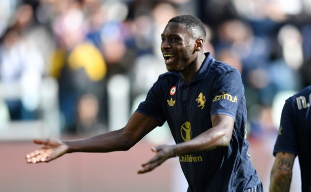 Diễn biến bất ngờ có thể giúp M.U chiêu mộ tiền đạo PSG 1 Juventus nỗ lực giữ Kolo Muani, lo ngại bị Premier League lôi kéo