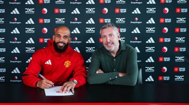 CHÍNH THỨC! Man United công bố thương vụ Bryan Mbeumo