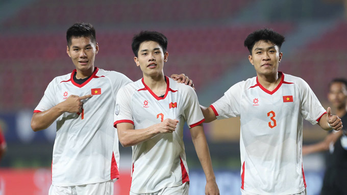 U23 Việt Nam còn hạn chế sau chiến thắng trước Lào.
