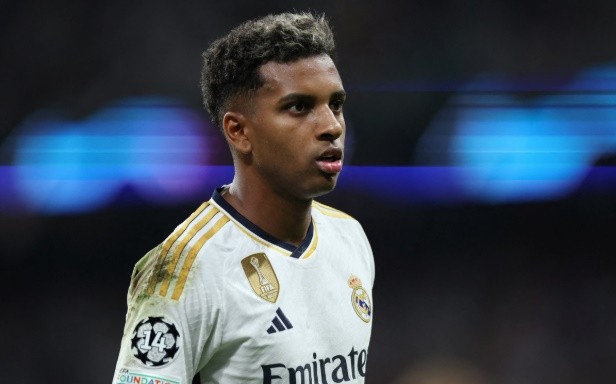 Liverpool nhắm Rodrygo nếu Diaz ra đi