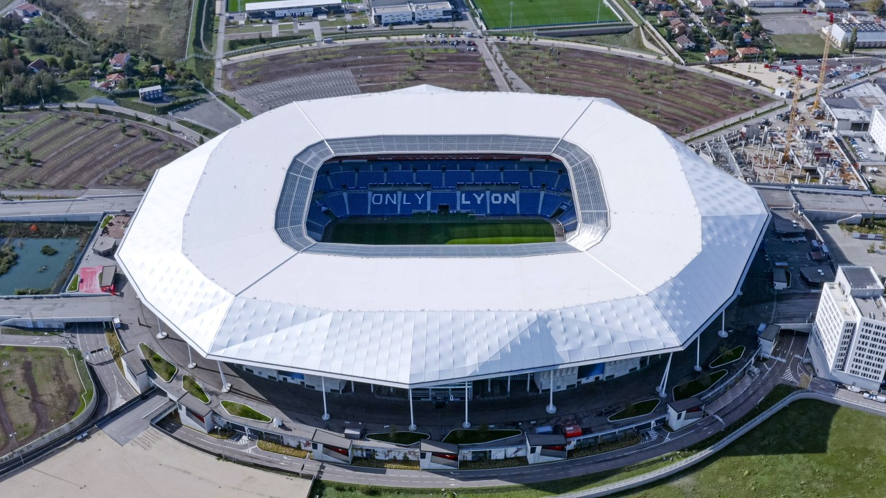 Ngoài bóng đá, Groupama Stadium còn được sử dụng để tổ chức các môn thể thao khác.