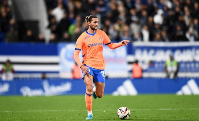 Rabiot là tiền vệ tài năng.