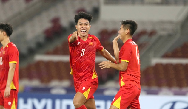 Ảnh minh họa cho bài viết về Không chiến lên ngôi: 3 pha đánh đầu đưa U23 Việt Nam vào bán kết