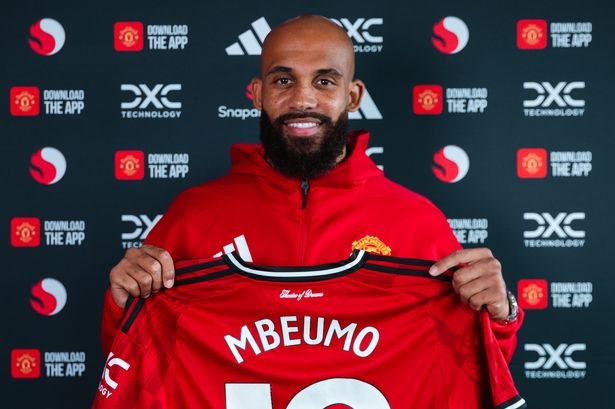 Mbeumo đã chính thức cập bến Old Trafford.