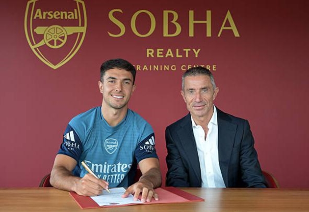 Arsenal đã chi hơn 200 triệu bảng cho các tân binh.