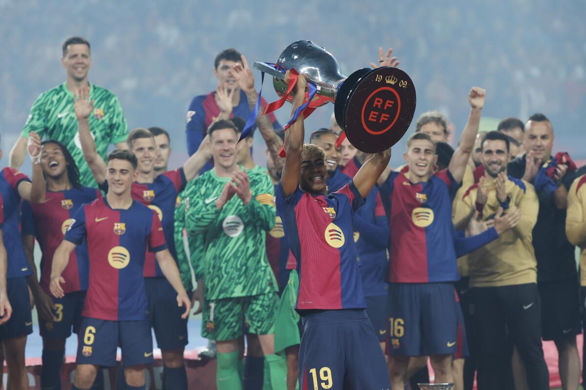 Barca đang bước tiếp trên con đường chinh phục vinh quang