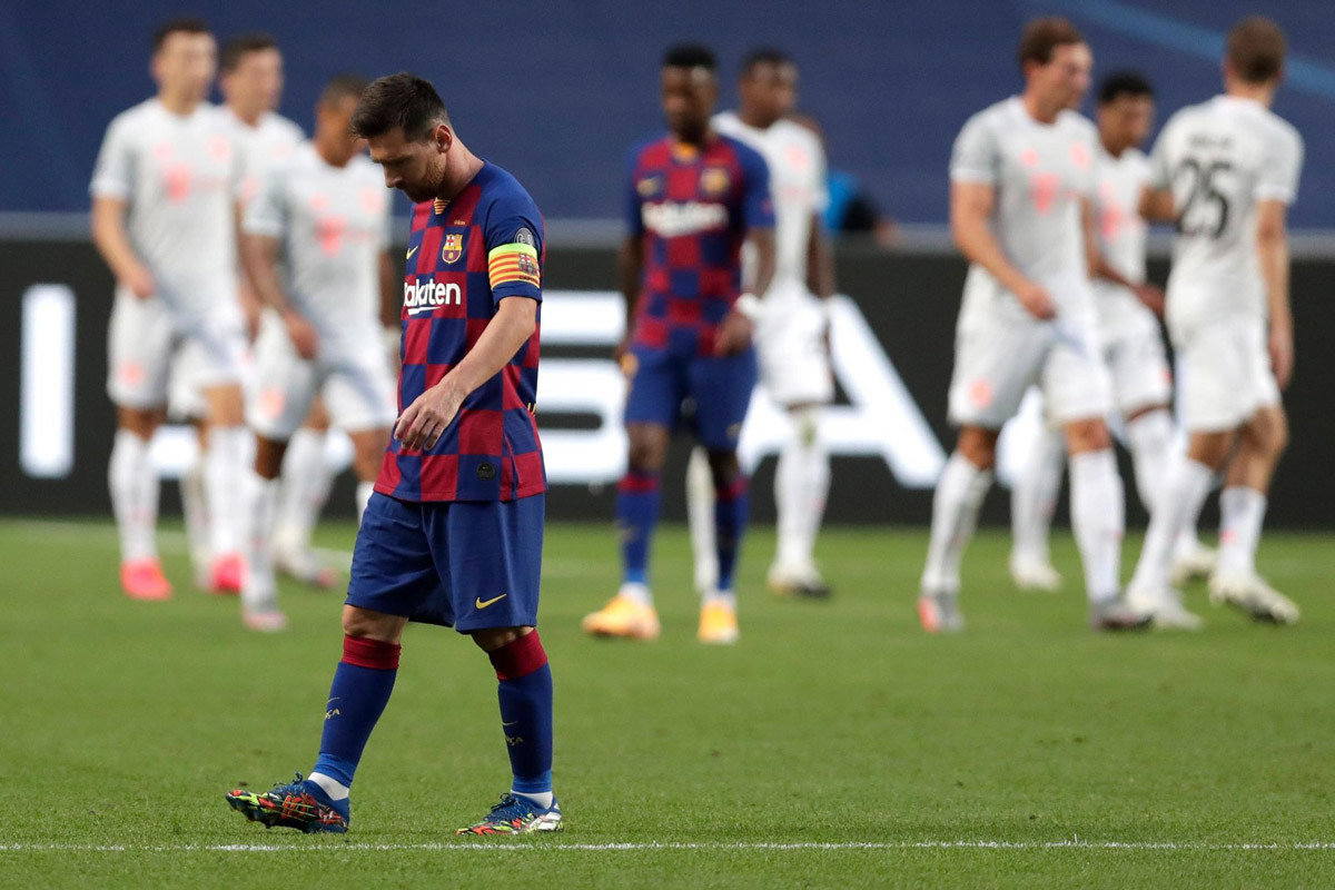 Trận thảm bại trước Bayern đánh dấu thời kì tăm tối của Barca