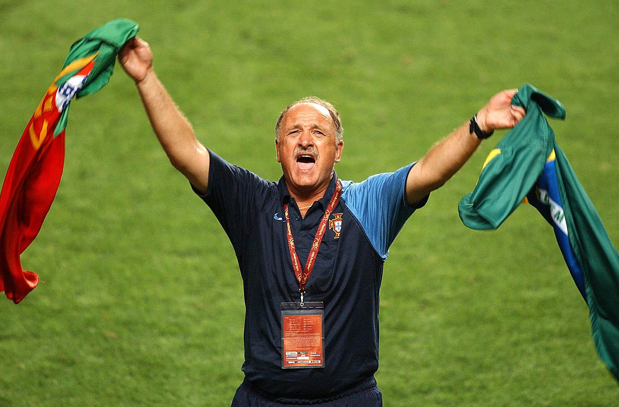 Scolari bước vào giải đấu với muôn vàn áp lực