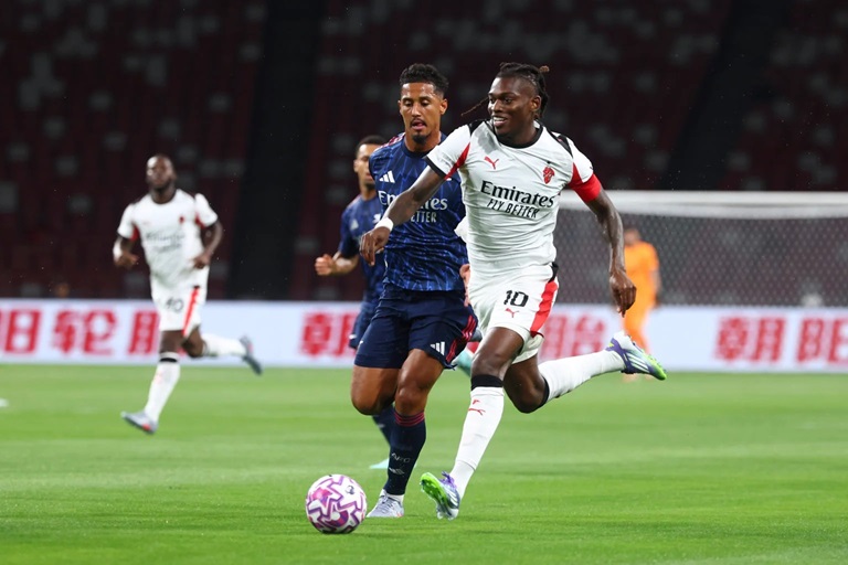 Ảnh minh họa cho bài viết về Rafael Leao khiến Arsenal thêm khao khát?