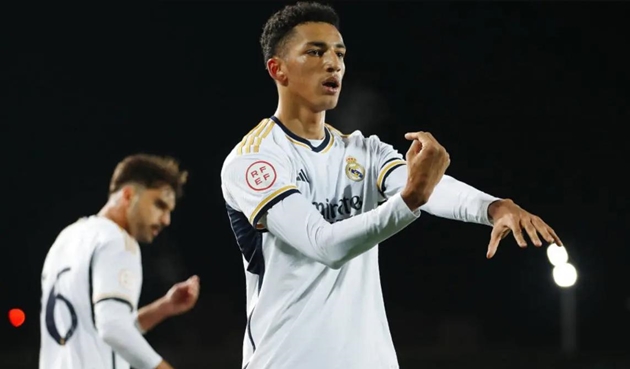Real chia tay Alvaro Rodriguez, cài điều khoản quan trọng