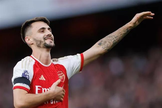 Fabio Vieira không có chỗ đứng ở Emirates.