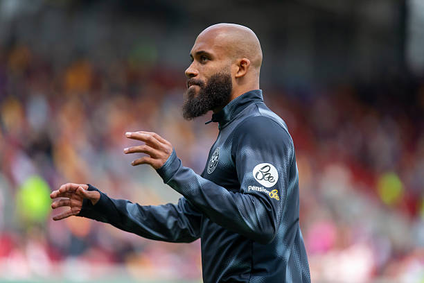 Wissa không được phép rời Brentford.