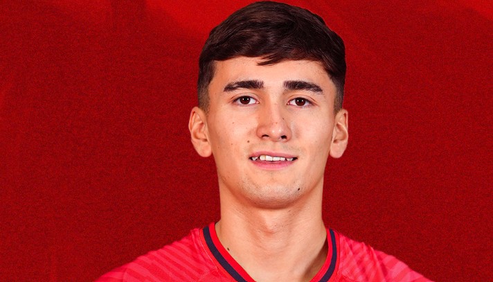 Brandon Lý - Hậu vệ từng khoác áo Burnley muốn đầu quân cho tuyển Việt Nam