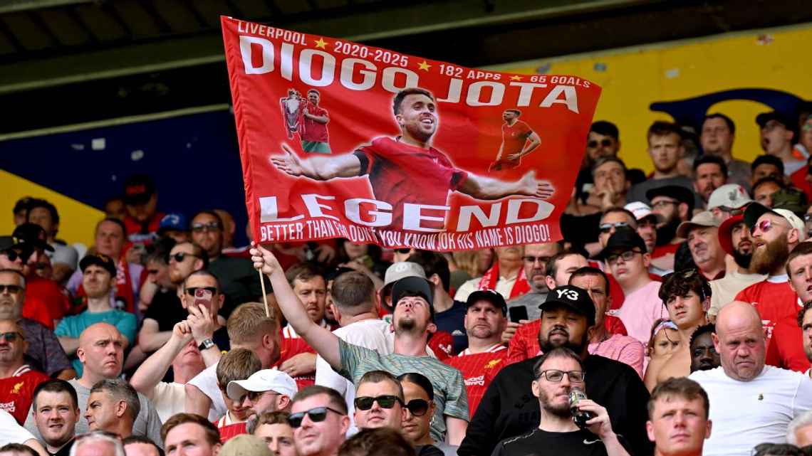 Liverpool có thể bảo vệ ngôi vương sau thảm kịch?