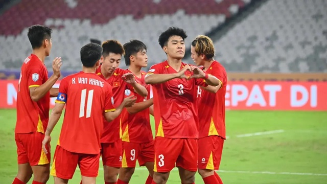 HLV U23 Philippines khó hiểu khi bị coi là cửa dưới của U23 Việt Nam